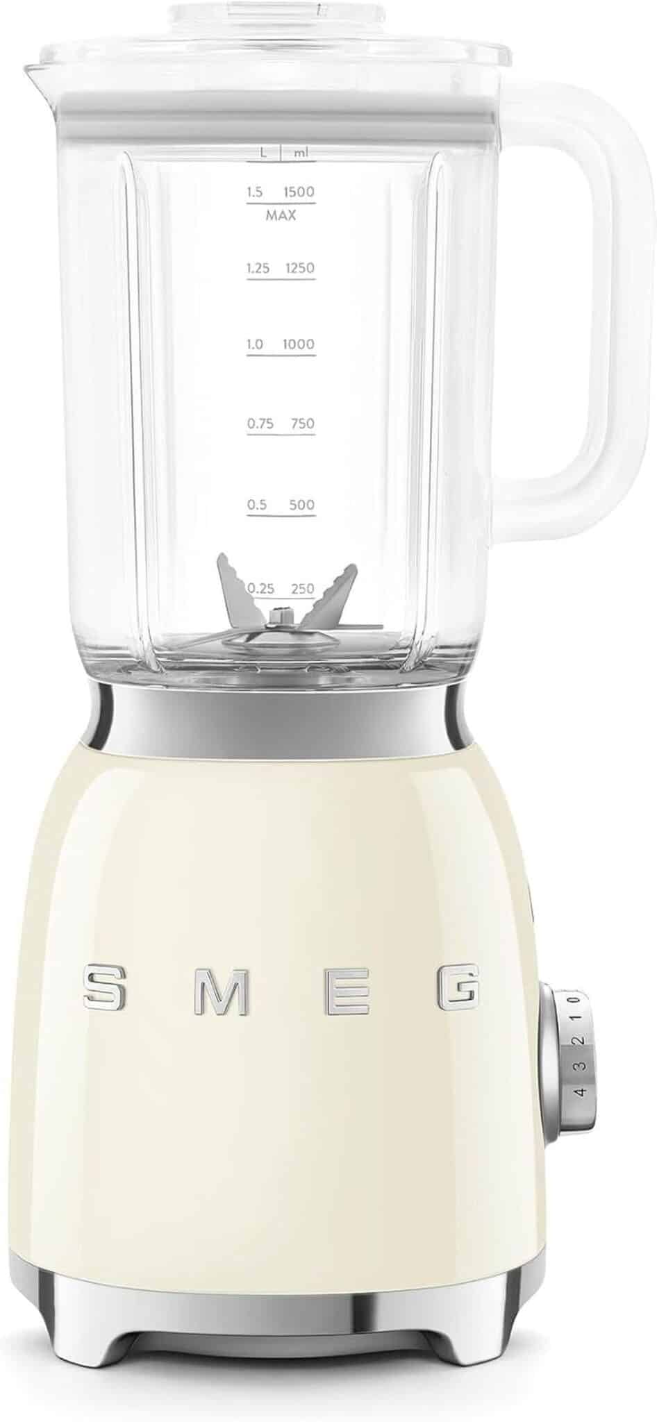 Test du blender Smeg BLF03CREU : polyvalence et design élégant