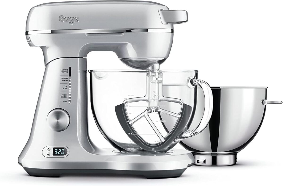 Test du mélangeur performant Sage The Bakery Boss en aluminium brossé pour pâtisserie