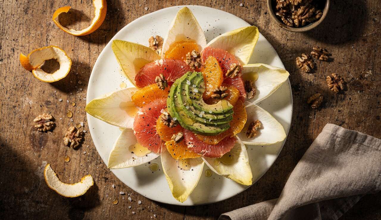 Salade d'agrumes : recettes savoureuses avec endives et avocat