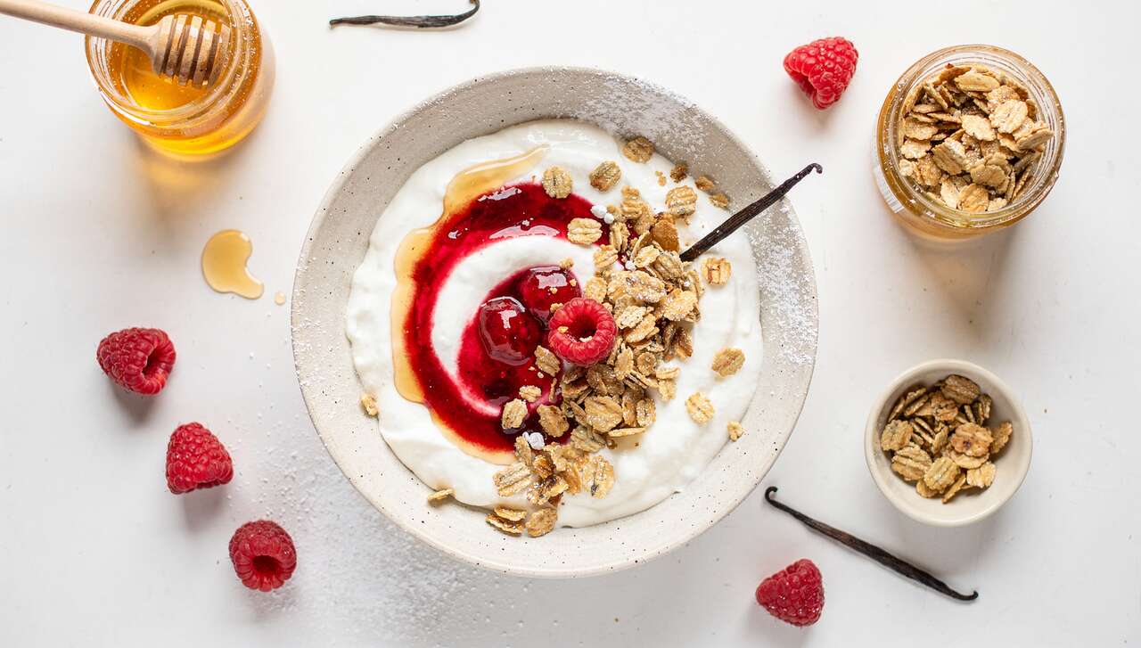 Recette de skyr à la framboise : délice fruité et sain