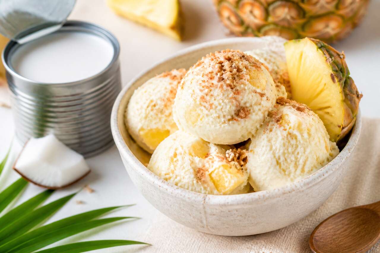 Crème glacée ananas coco vegan : recette facile et savoureuse