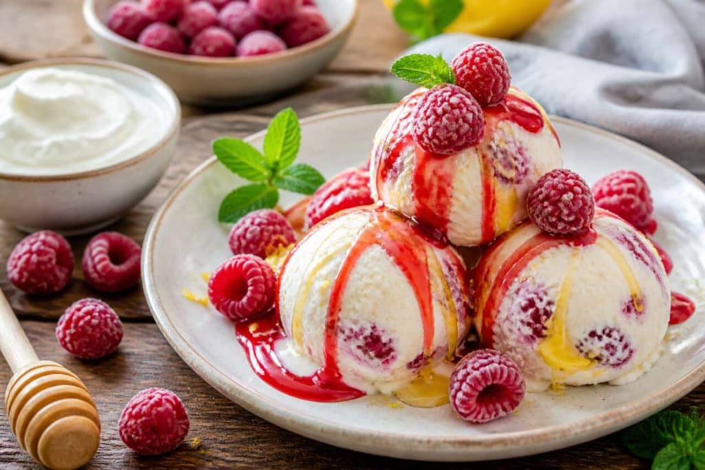Glace cottage cheese parfum framboise : recette délicieuse