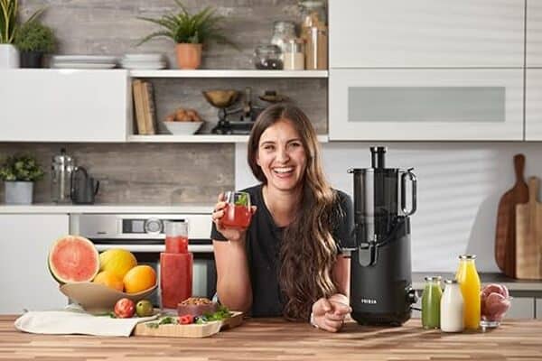 Découvrez notre test détaillé de l'extracteur Fridja F2500 : performances, puissance moteur et goulotte XXL pour fruits entiers. Avis complet et comparatif.