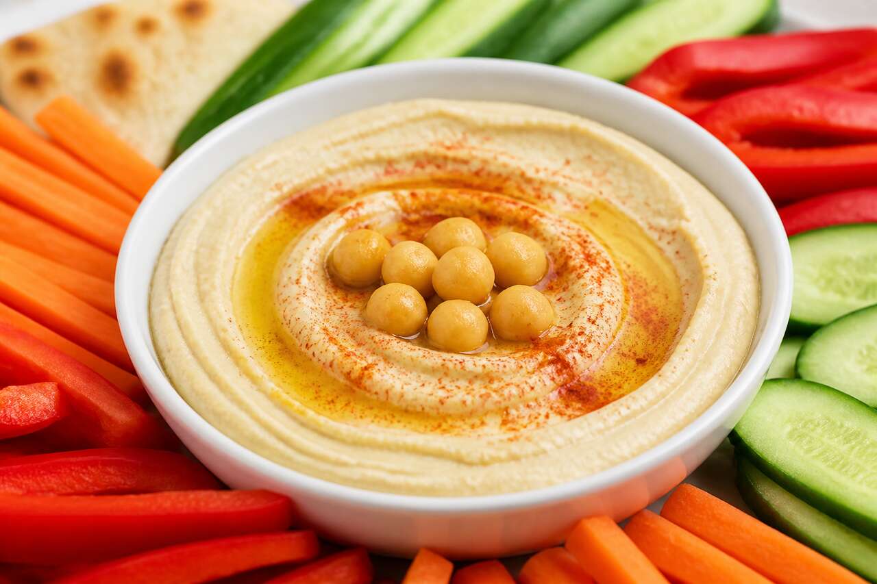 Houmous maison et crudités : recette simple et saine