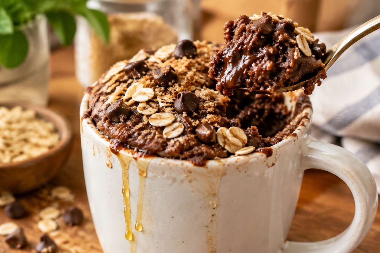 Mug cake avoine et pépites de chocolat : recette gourmande